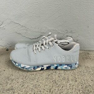 NOBULL Gray and Blue Sneakers with Sleek Design